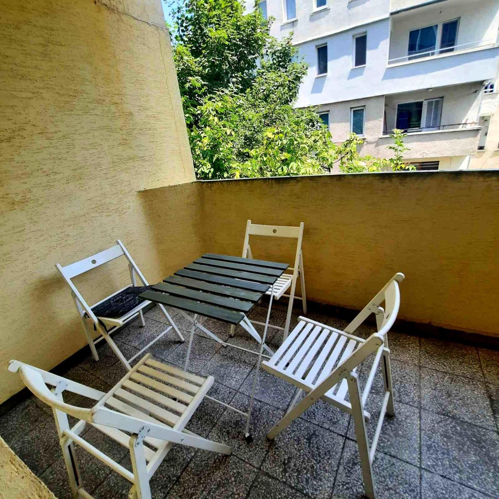 Spacious 3 Bedroom Apartment, Close To Metro Station 소피아 외부 사진